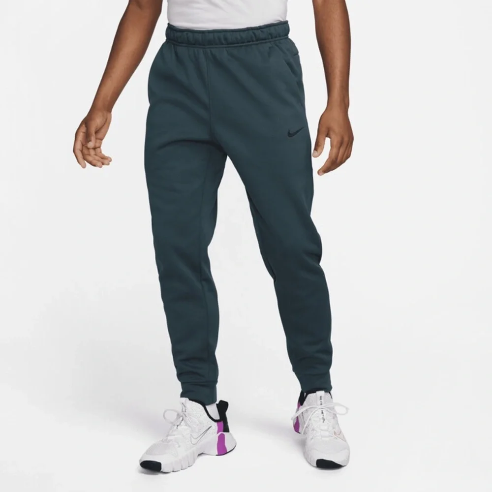 NIKE therma fit tapered fitness pants